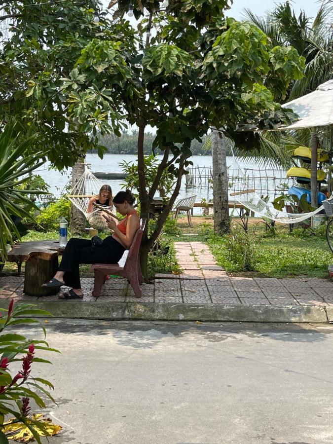 Coral Riverside Homestay & Hostel Hoi An Zewnętrze zdjęcie