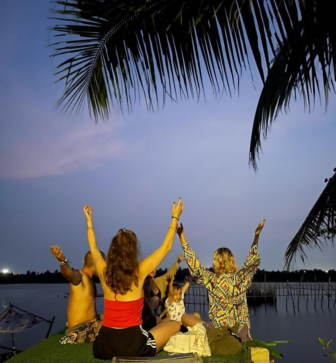 Coral Riverside Homestay & Hostel Hoi An Zewnętrze zdjęcie